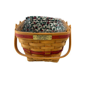 1995 Longaberger Christmas Collection Cranberry Basket w/Liner 8.5L x 8.5W x 7H